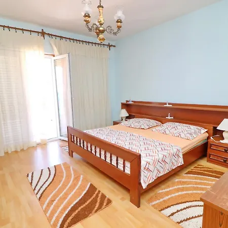 Peselj-three Bedroom With Terrace And Sea View