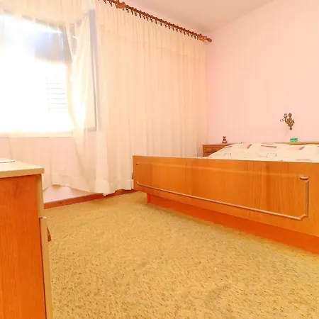 Peselj-three Bedroom With Terrace And Sea View شقة *